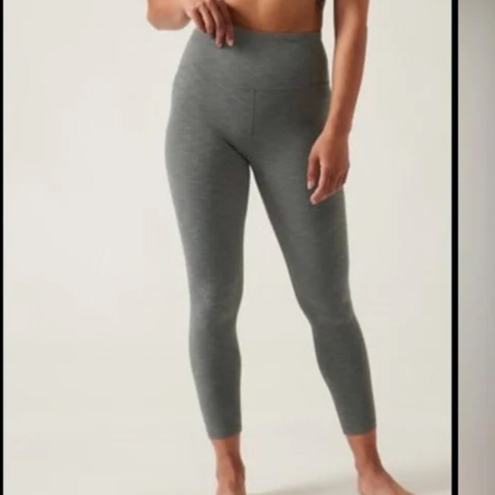 Athleta Ultra High Rise Elation 7/8 Tight in Heather Gray Size  XS NEW WITHOUT T
